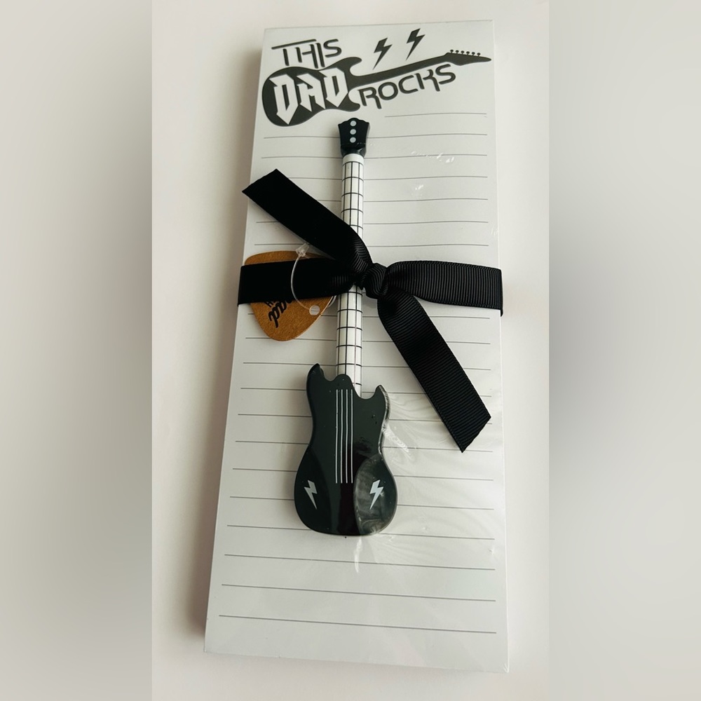 New Long Notepad “This Dad Rocks” Guitar Pen Magnet on Back Eccolo Vietnam